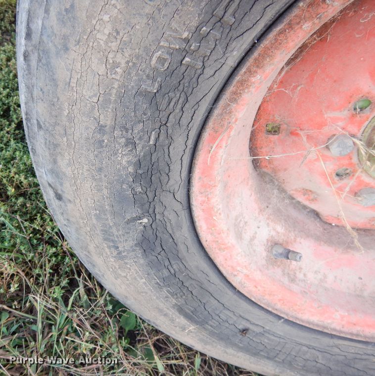 image for item KP9757 Owatonna 424  feed grinder/mixer