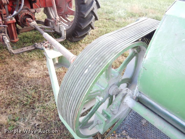 image for item KP9757 Owatonna 424  feed grinder/mixer