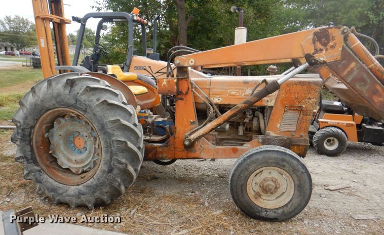 image for item KX9210 Ford  tractor