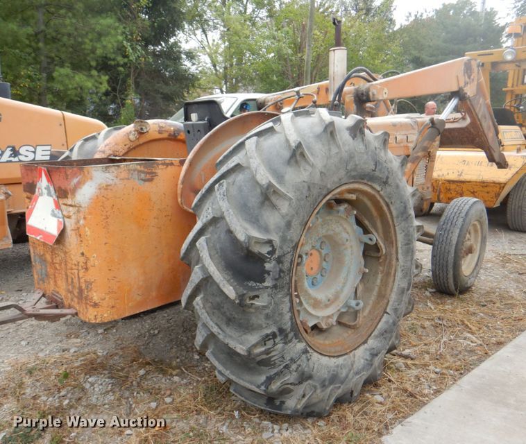 image for item KX9210 Ford  tractor