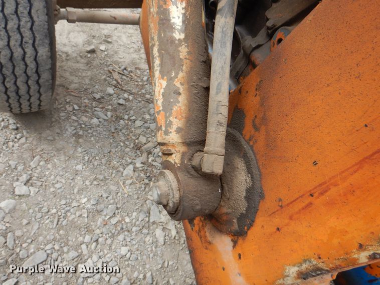 image for item KX9210 Ford  tractor