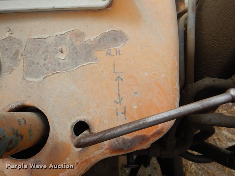 image for item KX9210 Ford  tractor