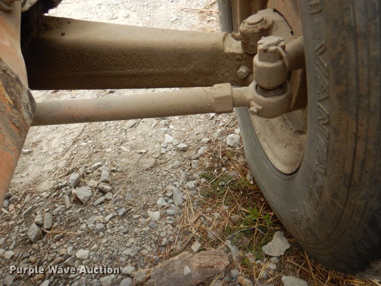 image for item KX9210 Ford  tractor