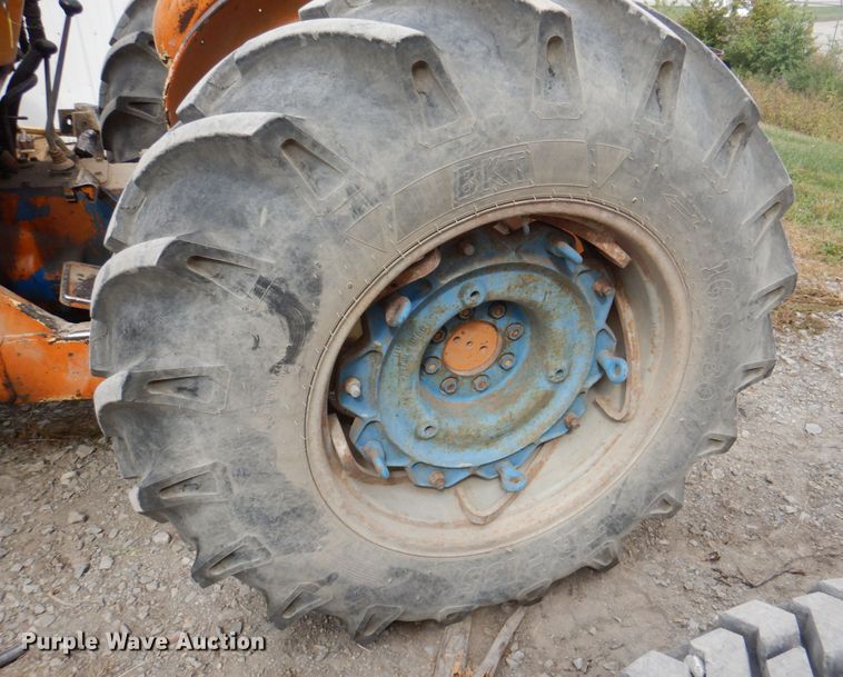 image for item KX9210 Ford  tractor