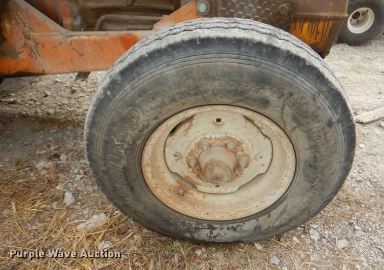 image for item KX9210 Ford  tractor