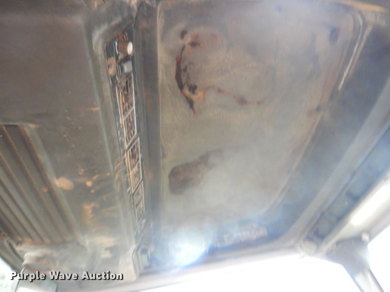 image for item KX9253 1979 Massey Ferguson 2675  tractor