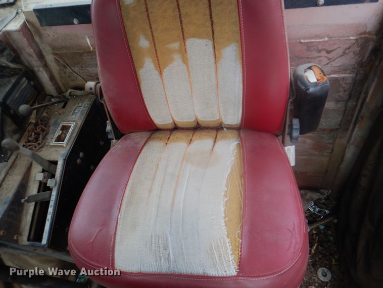 image for item KX9253 1979 Massey Ferguson 2675  tractor