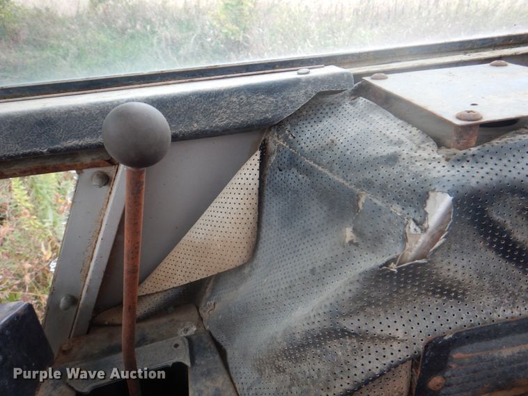 image for item KX9253 1979 Massey Ferguson 2675  tractor