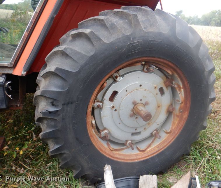 image for item KX9253 1979 Massey Ferguson 2675  tractor