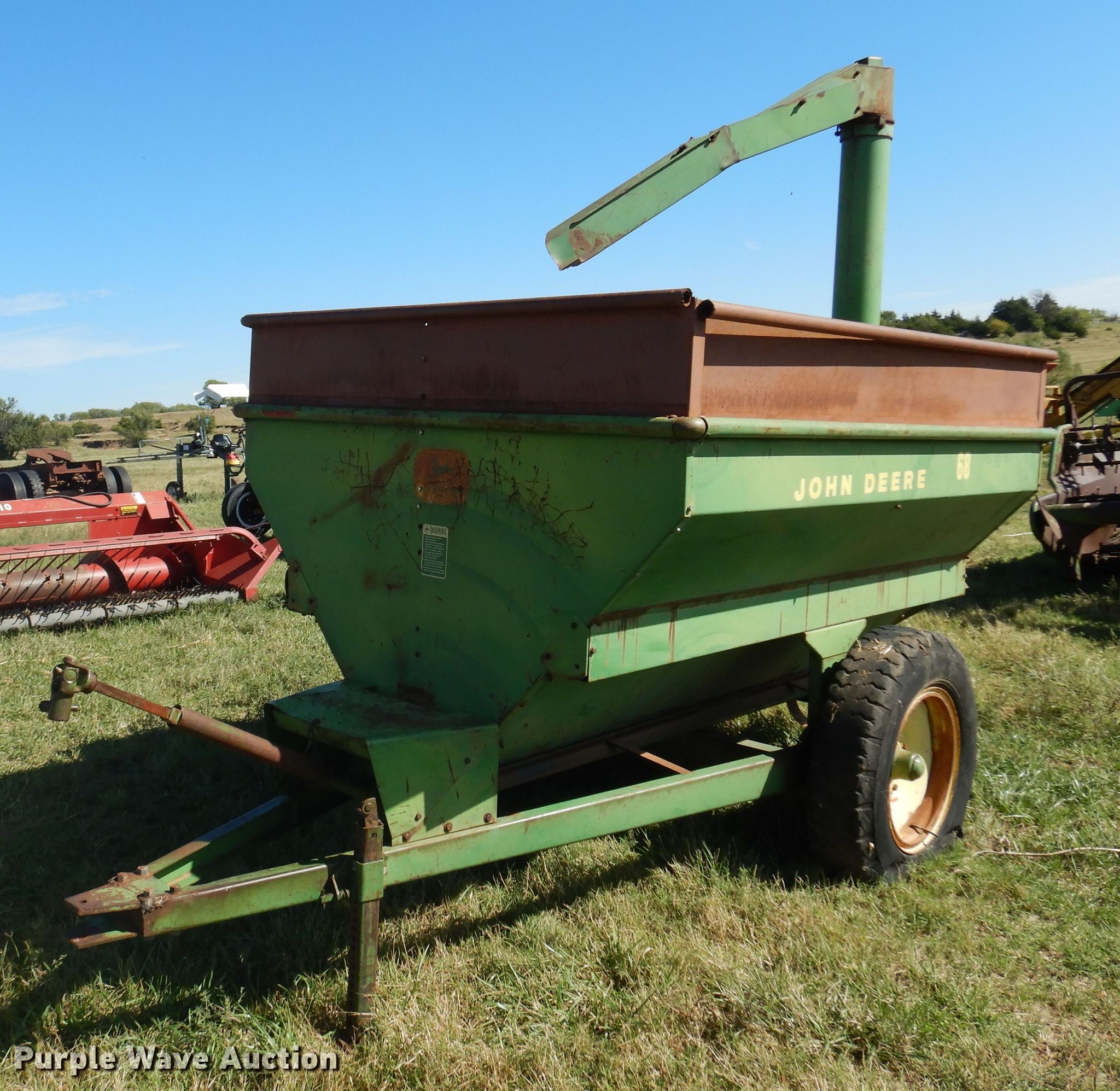 John Deere 68 grain cart in Newkirk, OK Item DM5177 sold Purple Wave