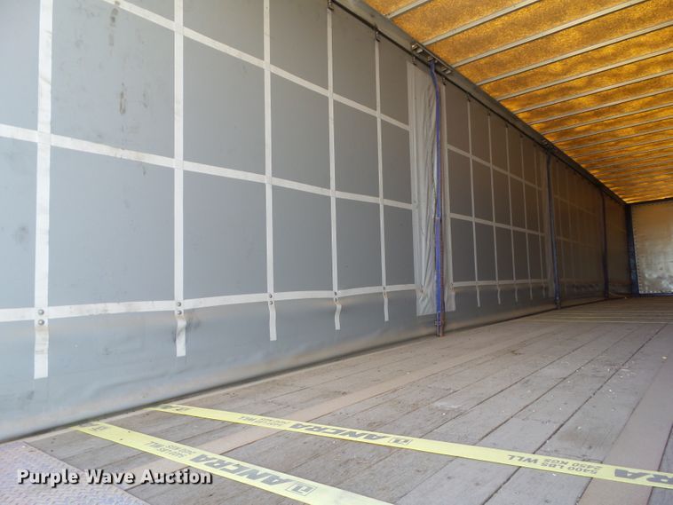 image for item DA7170 2005 NuVan NVF-53102  side curtain trailer