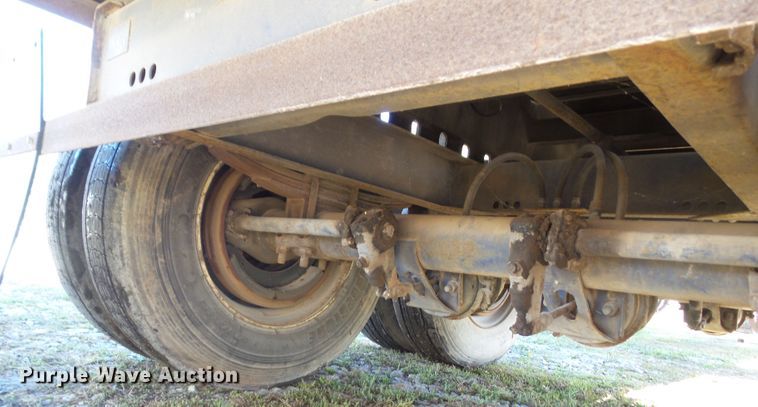 image for item DA7170 2005 NuVan NVF-53102  side curtain trailer