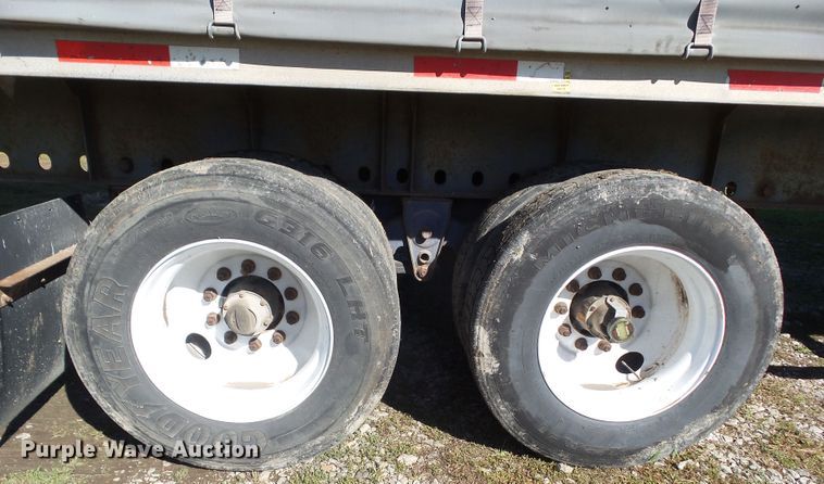 image for item DA7170 2005 NuVan NVF-53102  side curtain trailer