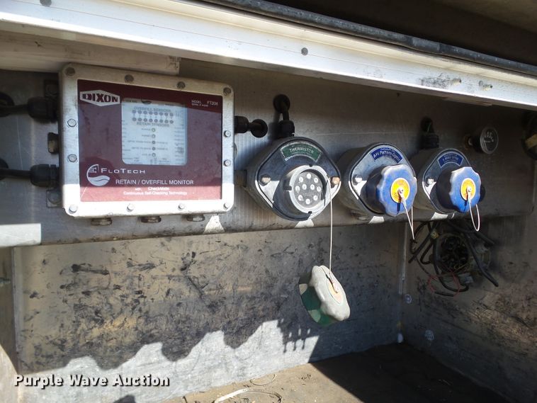 image for item DA7171 2004 Beall BAST-96-3-SB  tank trailer