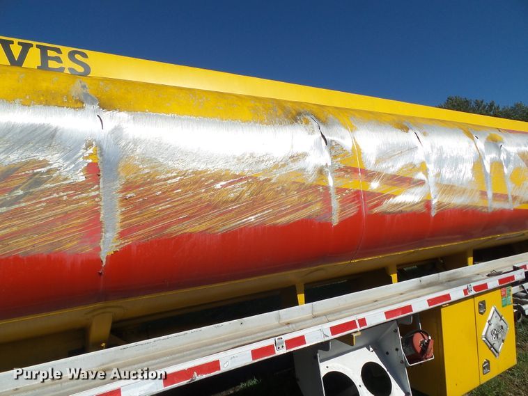 image for item DA7171 2004 Beall BAST-96-3-SB  tank trailer