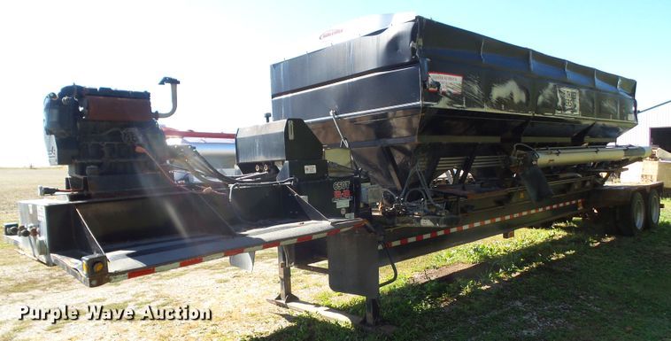 image for item DA7173 2013 B&B Trailers CDT24 650T  fertilizer delivery trailer