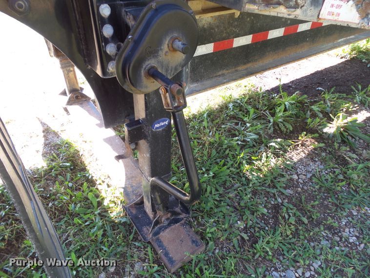 image for item DA7173 2013 B&B Trailers CDT24 650T  fertilizer delivery trailer