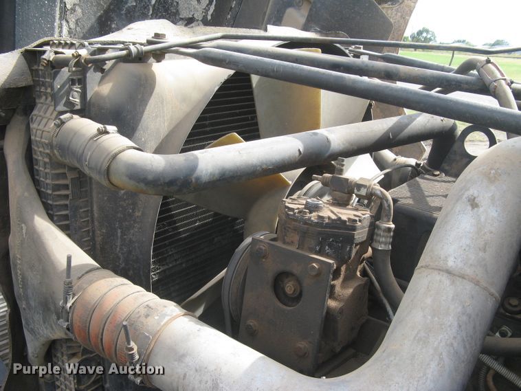 image for item DG5318 1993 Freightliner FLD112  semi truck