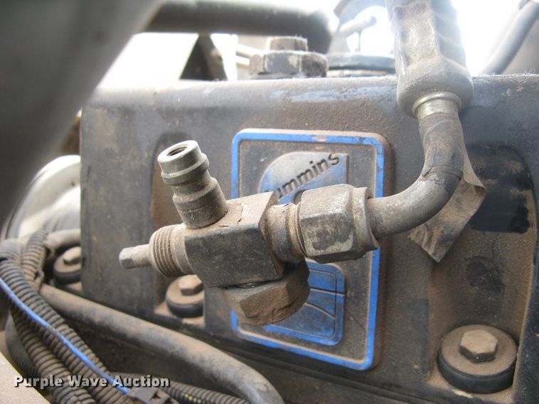 image for item DG5318 1993 Freightliner FLD112  semi truck