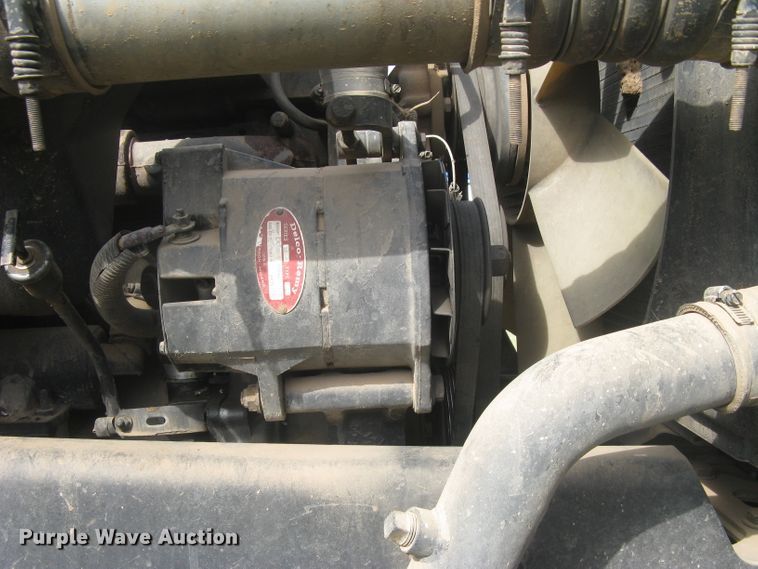 image for item DG5318 1993 Freightliner FLD112  semi truck