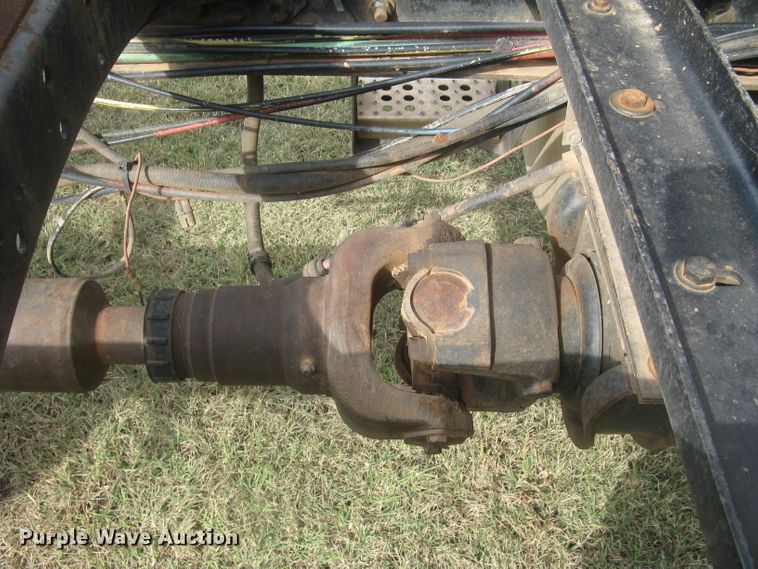 image for item DG5318 1993 Freightliner FLD112  semi truck