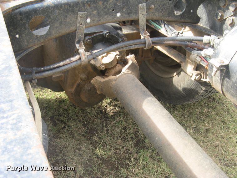 image for item DG5318 1993 Freightliner FLD112  semi truck