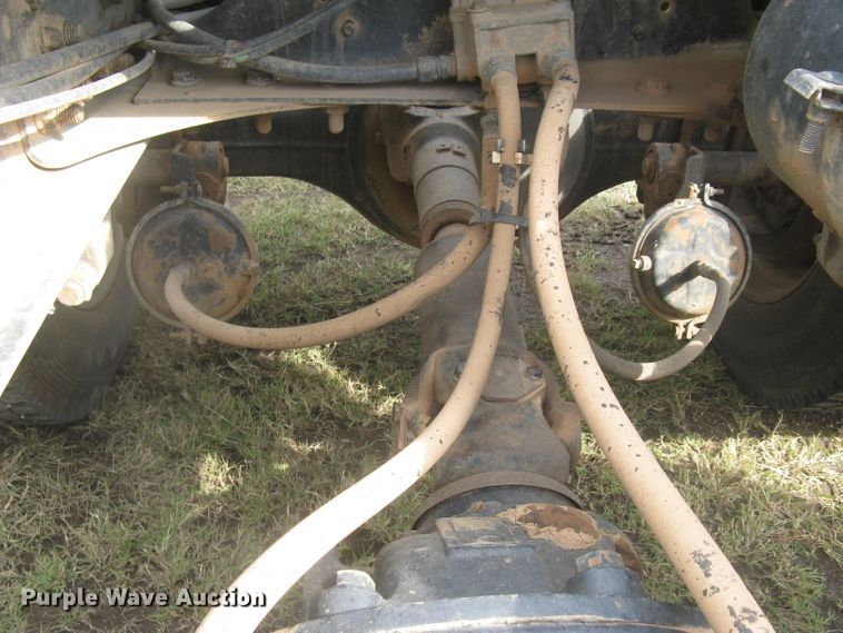 image for item DG5318 1993 Freightliner FLD112  semi truck