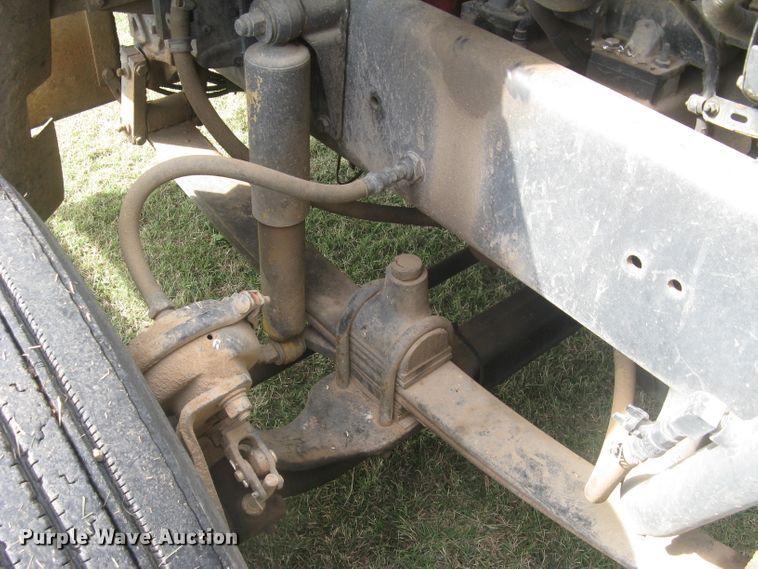 image for item DG5318 1993 Freightliner FLD112  semi truck