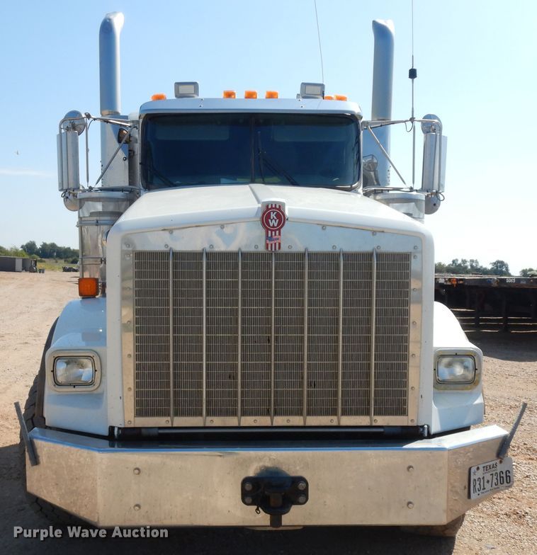 image for item DH7290 2014 Kenworth T800  semi truck