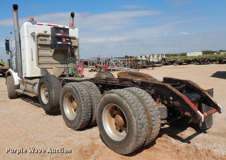 image for item DH7290 2014 Kenworth T800  semi truck