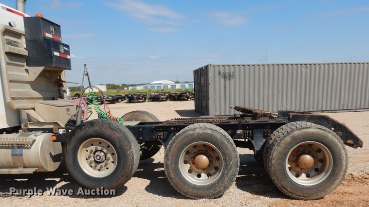 image for item DH7290 2014 Kenworth T800  semi truck