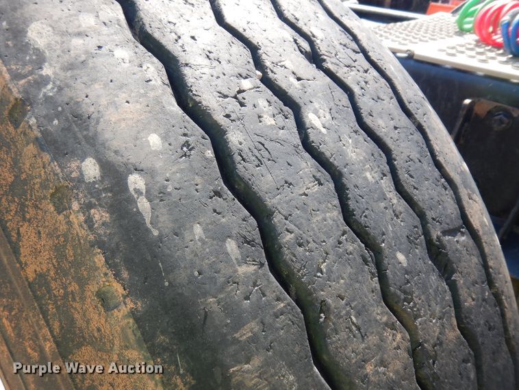 image for item DH7290 2014 Kenworth T800  semi truck