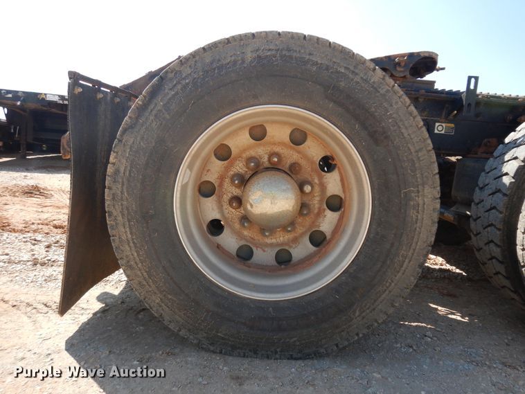 image for item DH7290 2014 Kenworth T800  semi truck