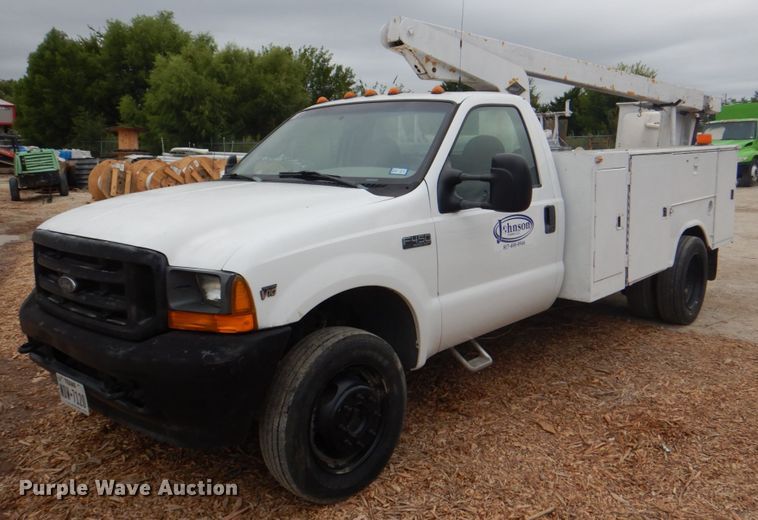 image for item DH7297 2001 Ford F450 Super Duty  bucket truck