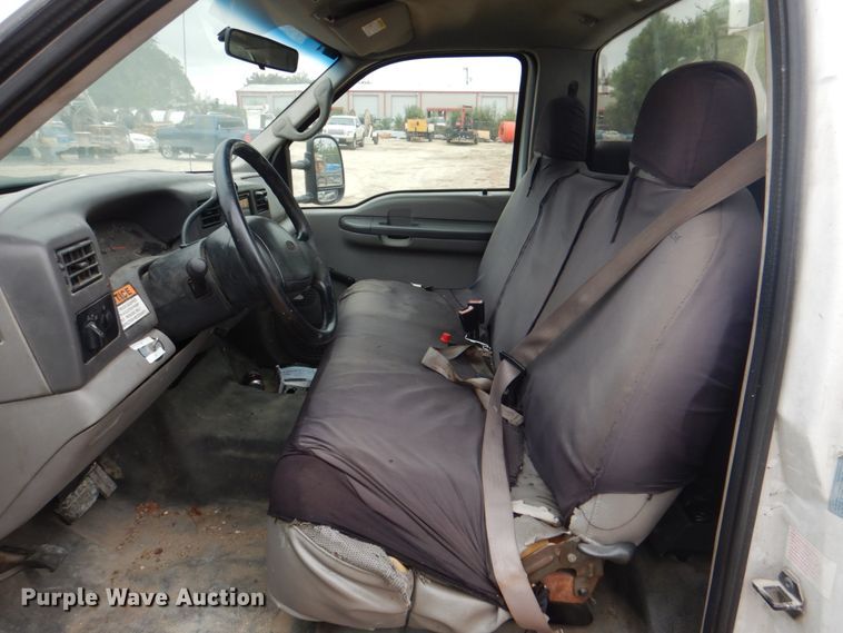 image for item DH7297 2001 Ford F450 Super Duty  bucket truck