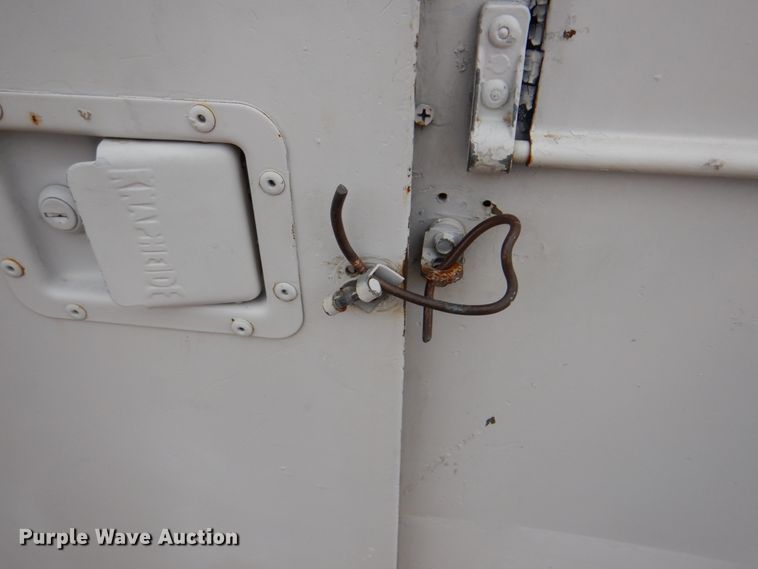 image for item DH7297 2001 Ford F450 Super Duty  bucket truck