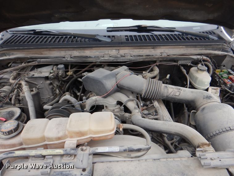 image for item DH7297 2001 Ford F450 Super Duty  bucket truck