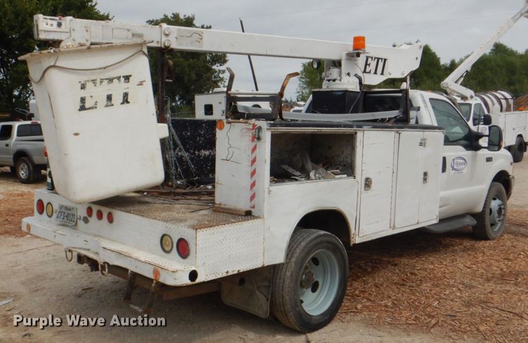 image for item DH7298 1999 Ford F450 Super Duty  bucket truck
