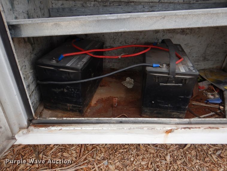 image for item DH7298 1999 Ford F450 Super Duty  bucket truck