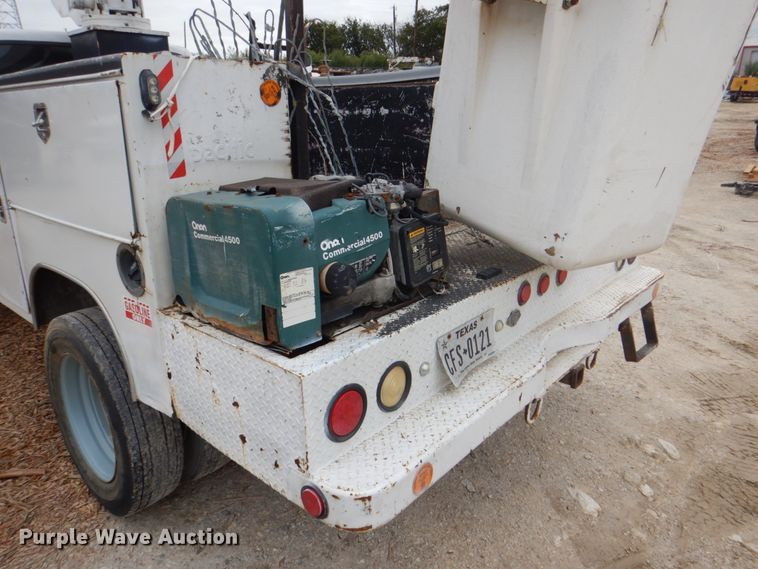 image for item DH7298 1999 Ford F450 Super Duty  bucket truck