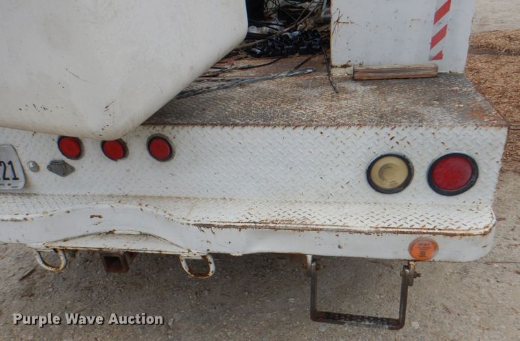 image for item DH7298 1999 Ford F450 Super Duty  bucket truck