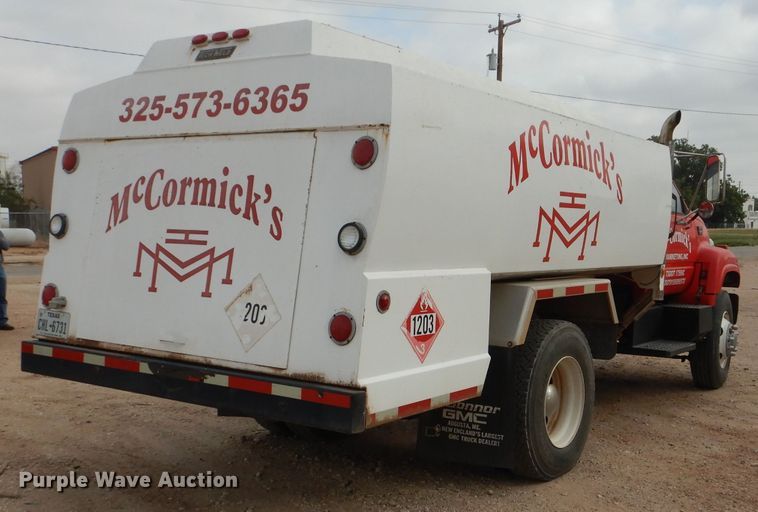 image for item DJ8875 2000 GMC C7500  fuel truck