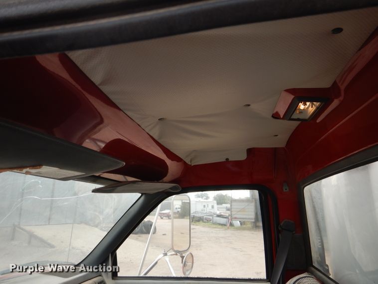 image for item DJ8875 2000 GMC C7500  fuel truck