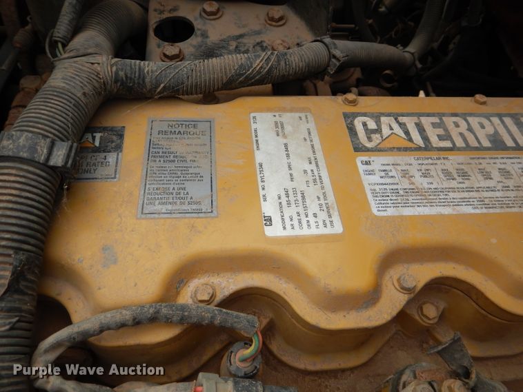 image for item DJ8875 2000 GMC C7500  fuel truck