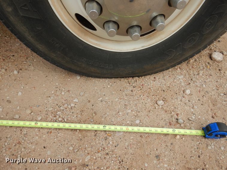 image for item DJ8875 2000 GMC C7500  fuel truck