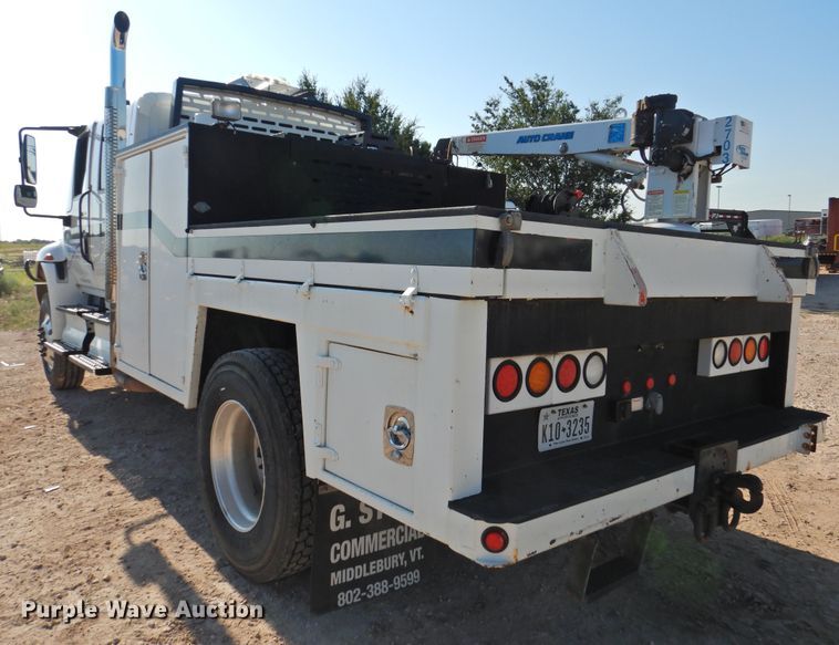 image for item DK2443 2010 International 4300  utility / service truck