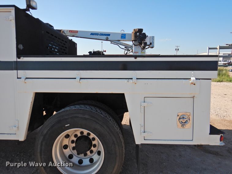 image for item DK2443 2010 International 4300  utility / service truck