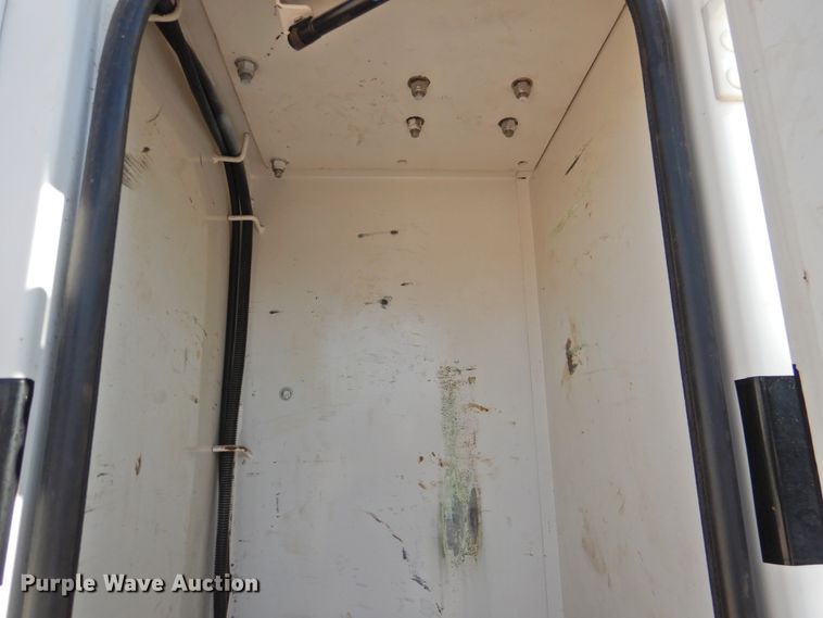 image for item DK2443 2010 International 4300  utility / service truck