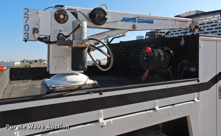 image for item DK2443 2010 International 4300  utility / service truck