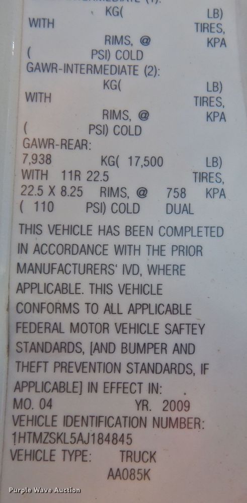 image for item DK2443 2010 International 4300  utility / service truck